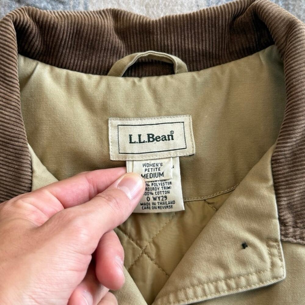 Vintage Women’s L.L. Bean Quilt Lined Barn Coat Size Petite Medium Corduroy - Picture 4 of 12